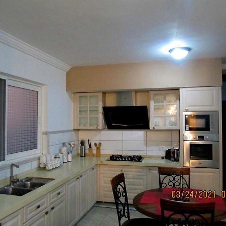 Bertha'S Court D-Plus Apartments Гринхилл Экстерьер фото