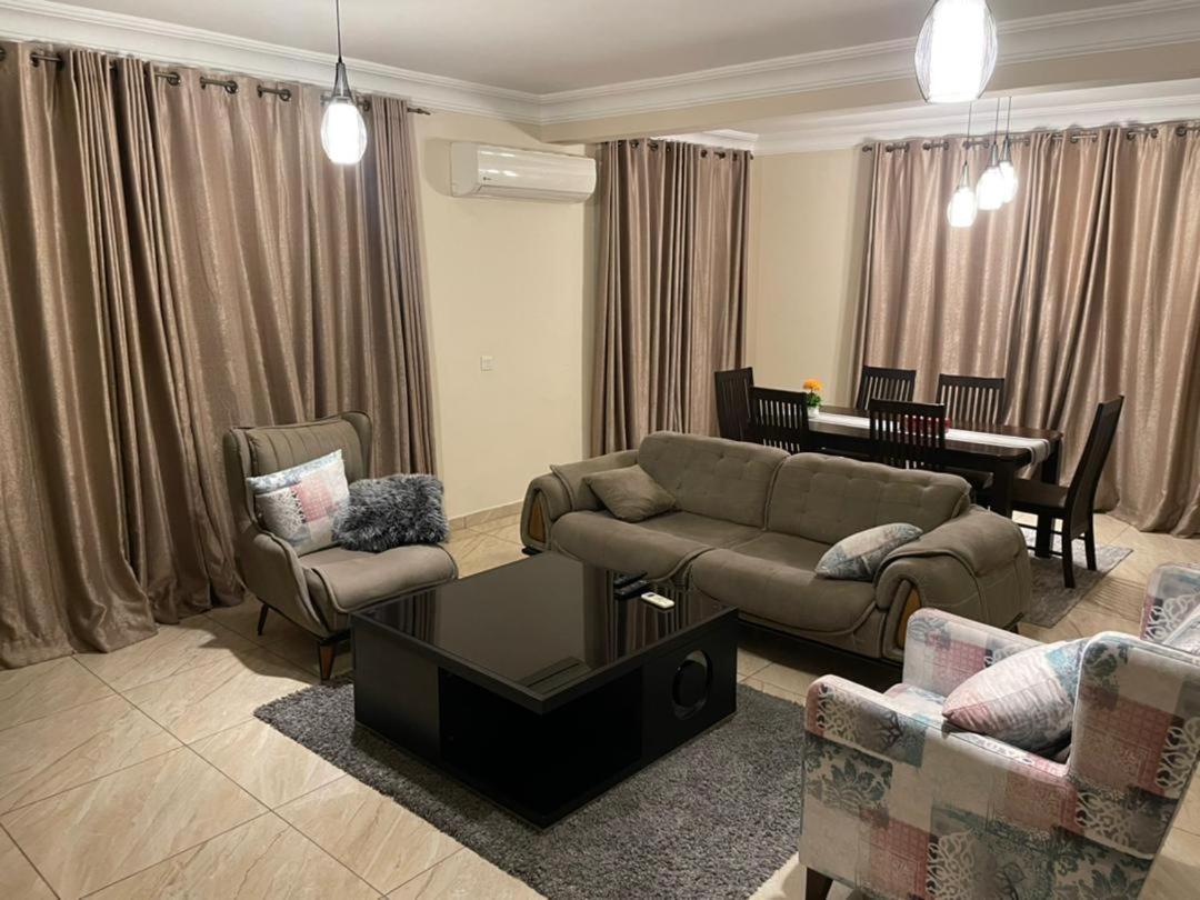 Bertha'S Court D-Plus Apartments Гринхилл Экстерьер фото
